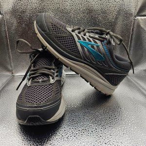 Brooks Addiction 13 womens running/everyday gray shoes/sneakers sz 6.5M